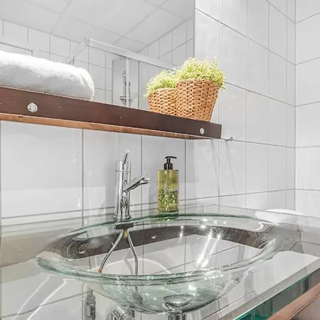 Ocean-View Haven: Take A Swim From Your Window! Bergen Exterior photo